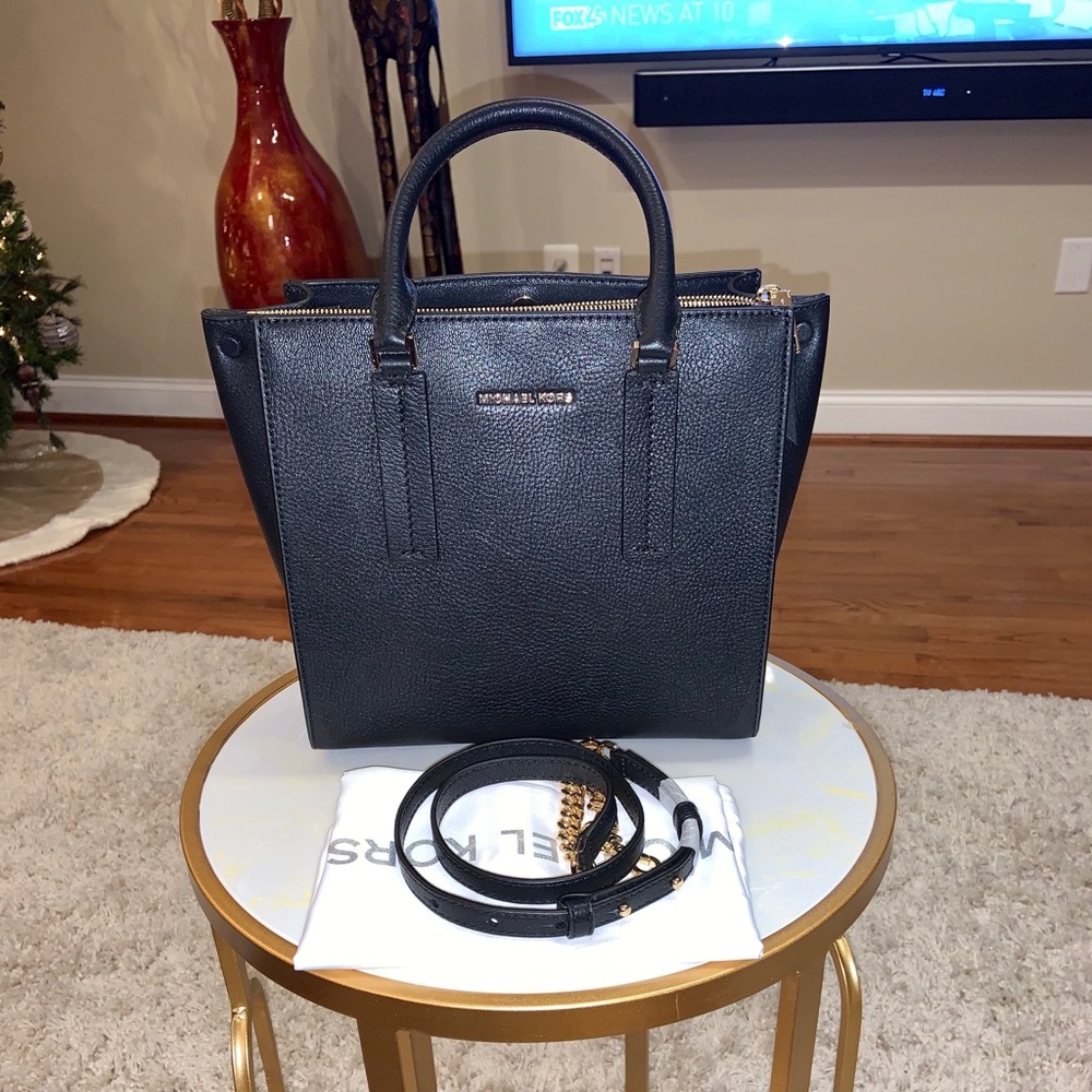 🆕Michael Kors -Alessa Pebbled Leather Bag- NEW